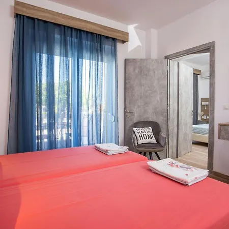 Dimitra Center Appartement *