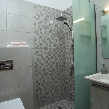 Dimitra Center Apartment *