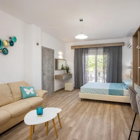 Dimitra Center فاليراكي