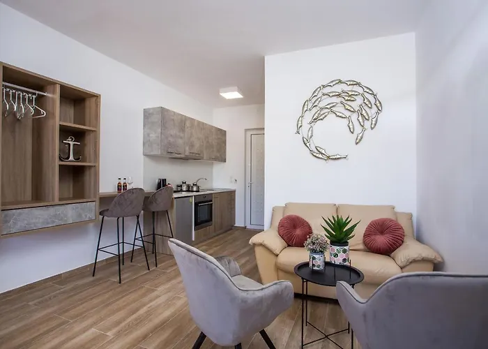 Апартаменты Dimitra Center Фалираки