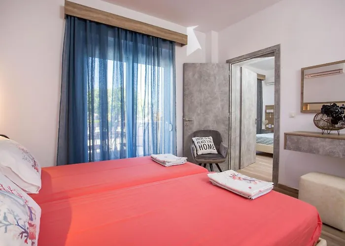 Dimitra Center Apartman *